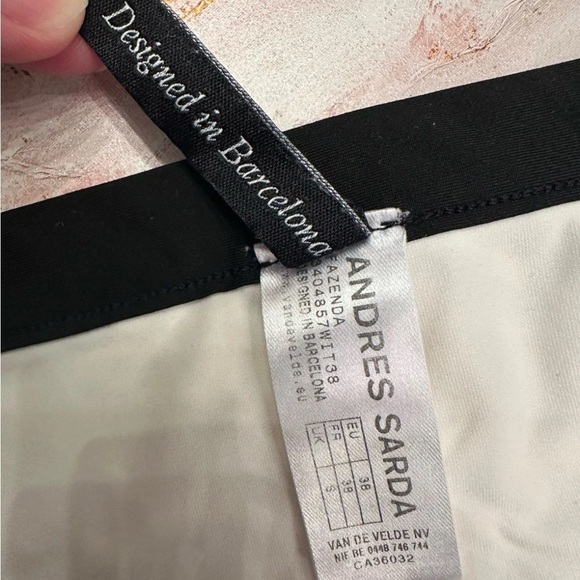 Andres Sarda White Textured Bikini Bottoms Sz 8 Designer Swim - Picture 4 of 6